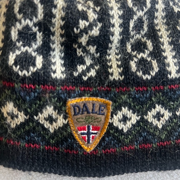 Dale of Norway knitted wool beanie with tassels - Picture 3 of 7